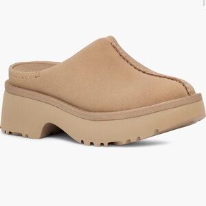 UGG New Heights clog